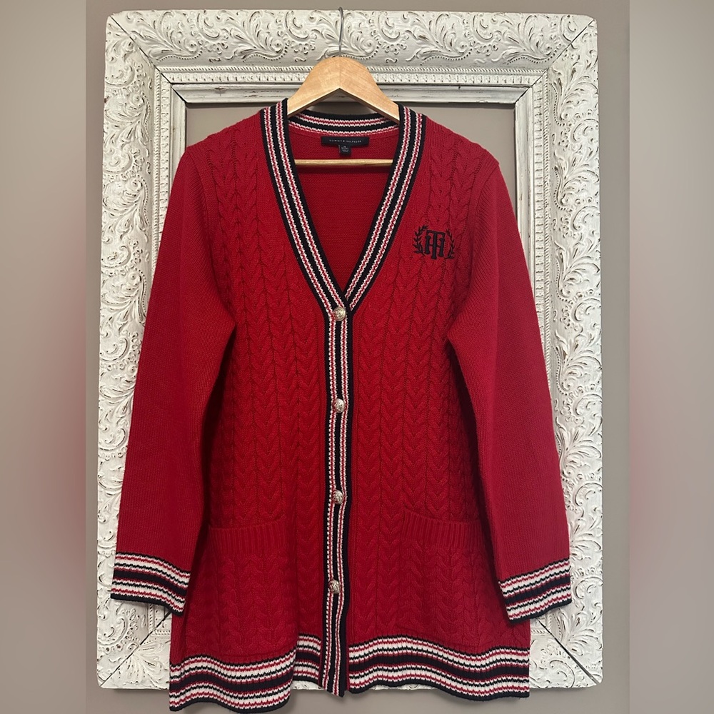 Tommy Hilfiger V-neck Cardigan. Size XL. ❣️